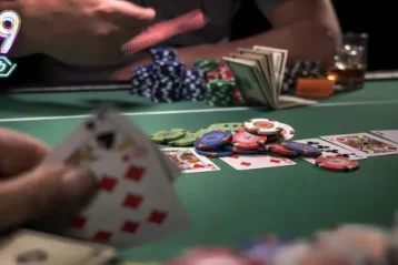 Overview of key details about professional Poker