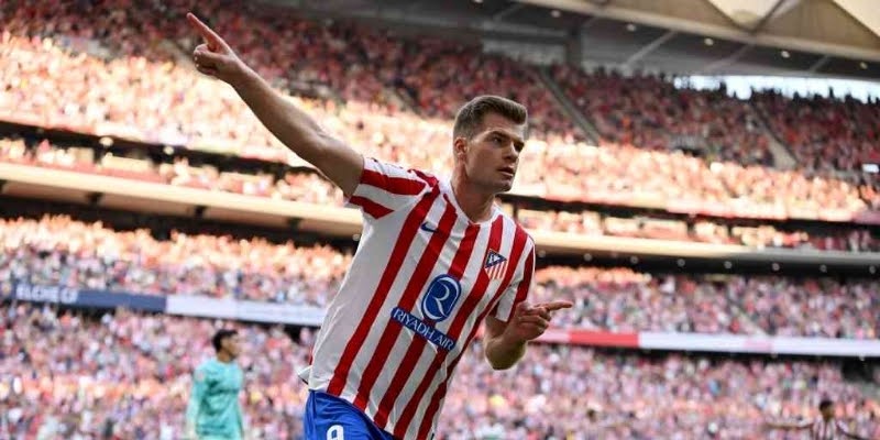 A new contender in the goal-scoring race.