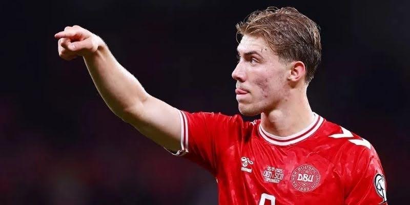 Actions of Hojlund after the match, which angered many MU fans.