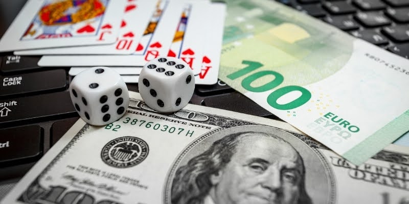 Signs that help members identify risks