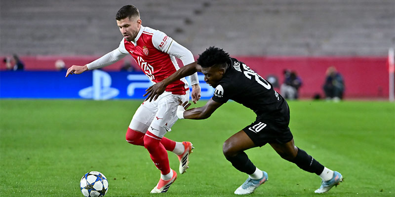 Users tracking Vegas lines updates daily