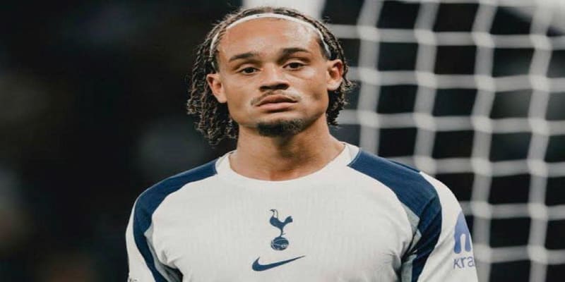 Xavi Simons has enjoyed a very steady career progression